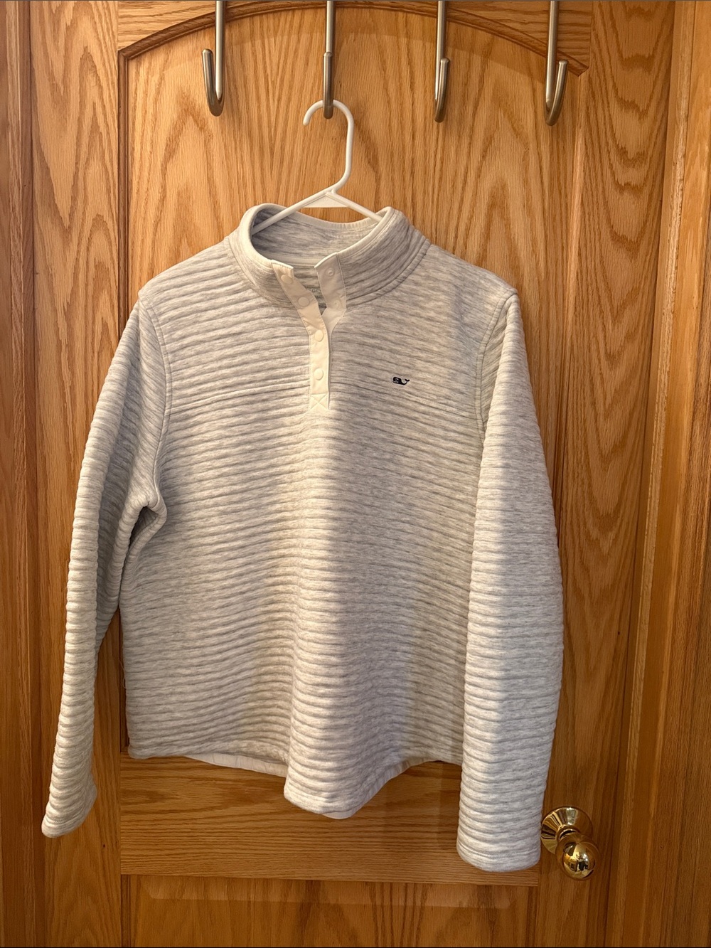 Vineyard Vines Women's Light Gray Quilted Mock Neck Half-Placket Sweater